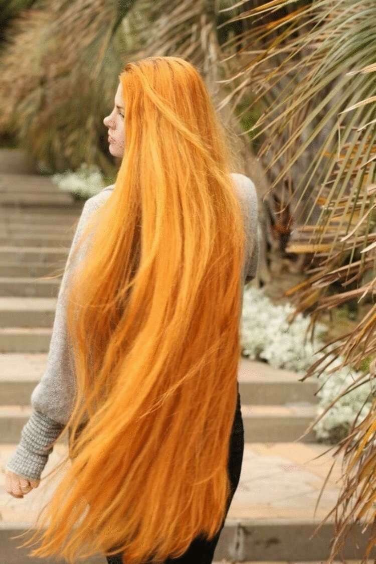 Длинные золотые волосы